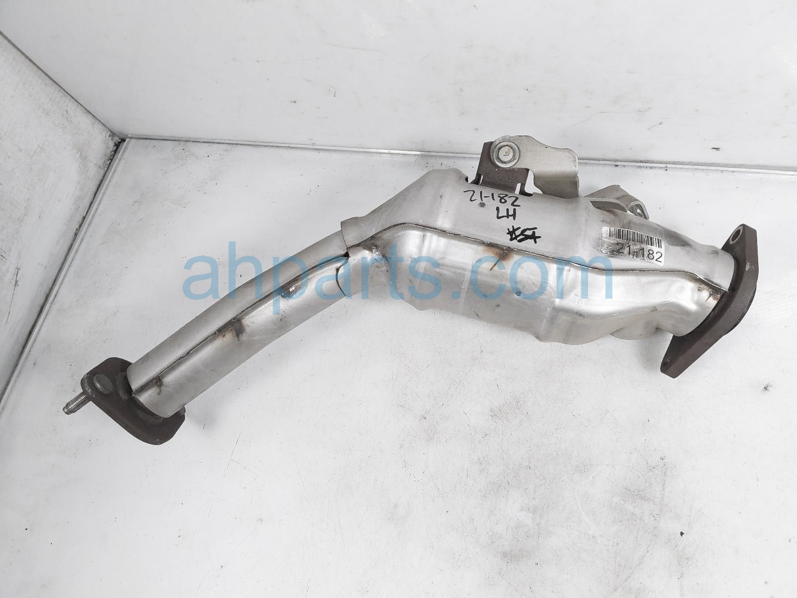 $199 Infiniti LH REAR CATALYTIC CONVERTER - 3.0L $199 Infiniti LH REAR CATALYTIC CONVERTER - 3.0L
