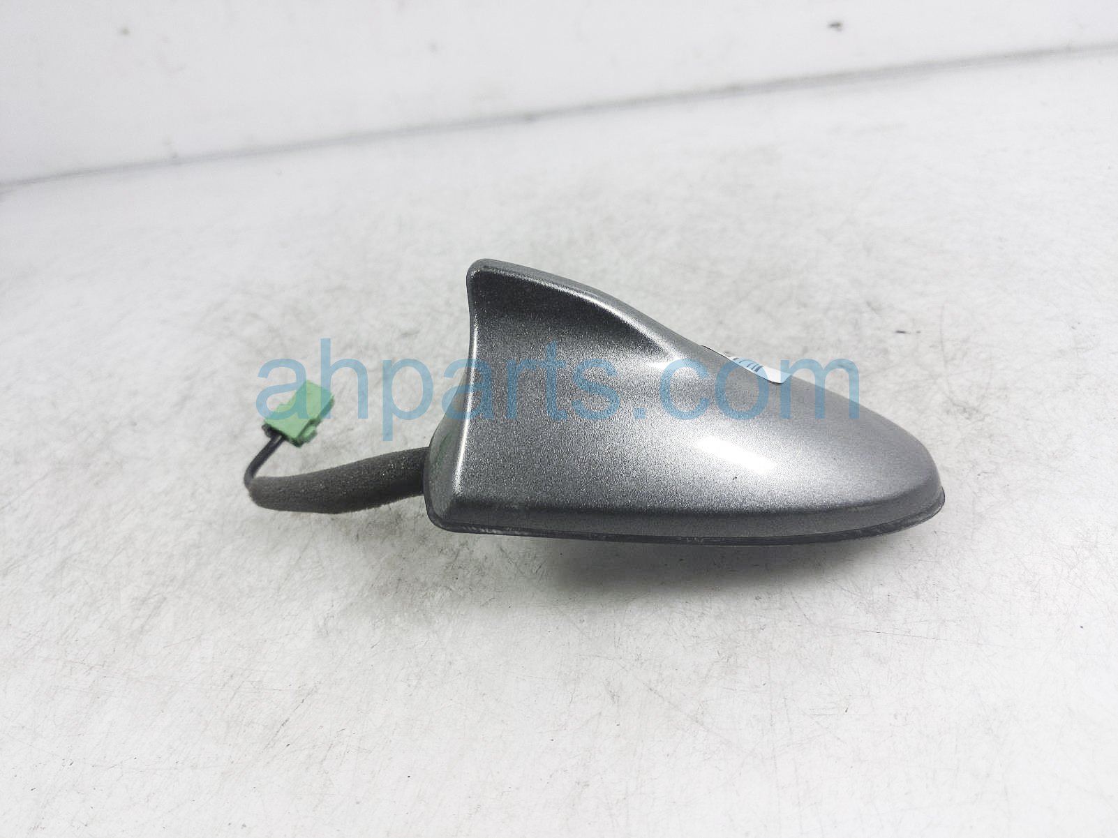 $25 Infiniti ROOF ANTENNA ASSY - GRAY (KAD) $25 Infiniti ROOF ANTENNA ASSY - GRAY (KAD)