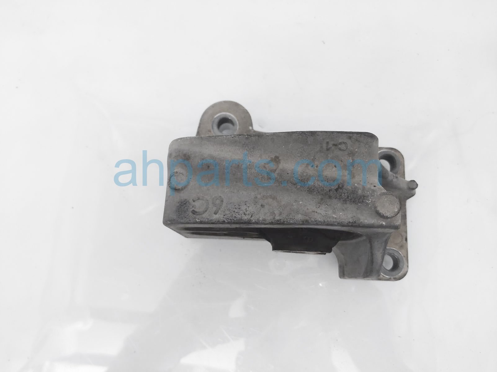 $29 Nissan REAR ENGINE MOUNT - 2.5L S FWD AT $29 Nissan REAR ENGINE MOUNT - 2.5L S FWD AT