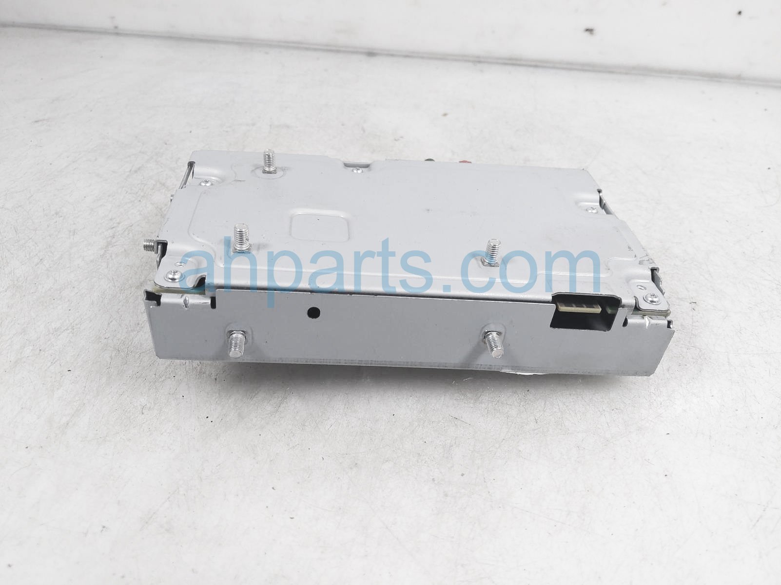 $125 Honda REAR ENTERTAINMENT CONTROL MODULE $125 Honda REAR ENTERTAINMENT CONTROL MODULE