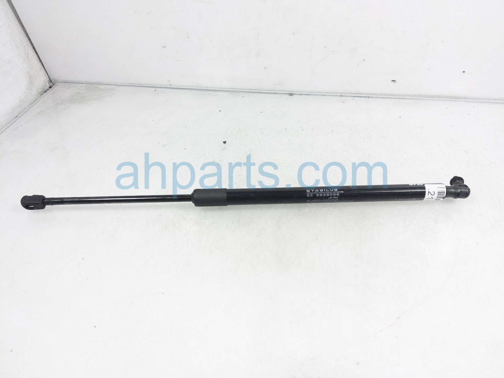 $15 Honda RH TAILGATE STRUT / LIFT CYLINDER $15 Honda RH TAILGATE STRUT / LIFT CYLINDER