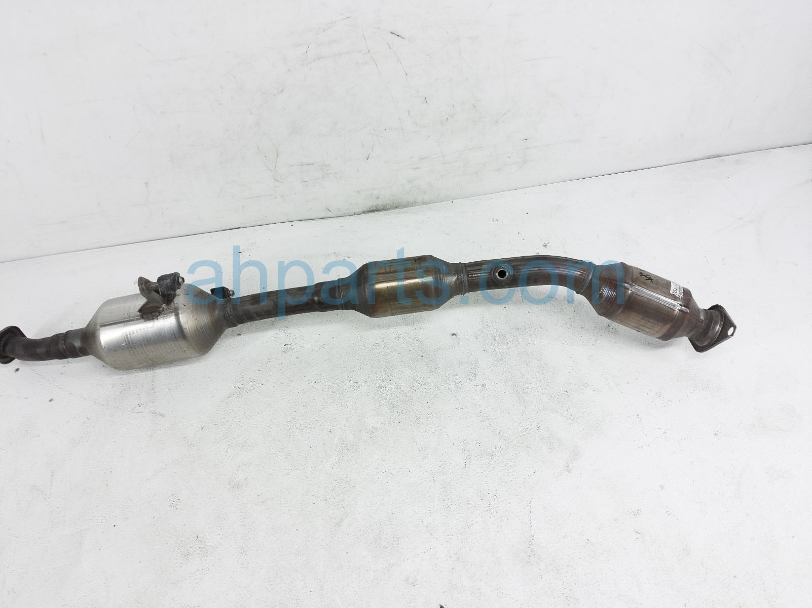 $450 Toyota CATALYTIC CONVERTER $450 Toyota CATALYTIC CONVERTER