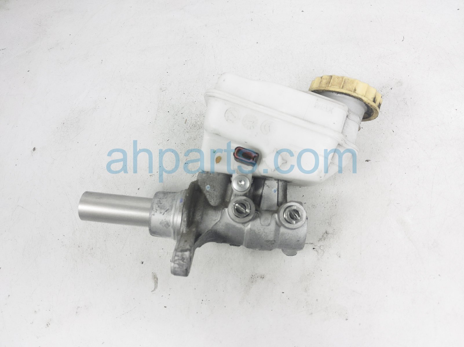$39 Subaru BRAKE MASTER CYLINDER $39 Subaru BRAKE MASTER CYLINDER