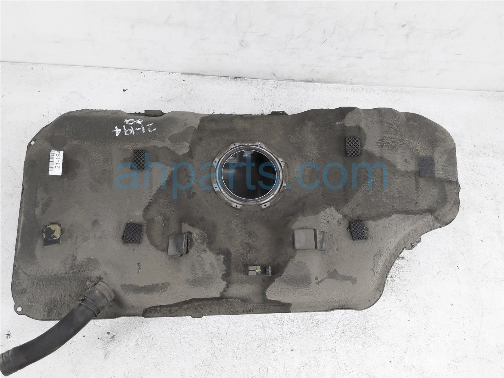 $75 Hyundai GAS / FUEL TANK $75 Hyundai GAS / FUEL TANK