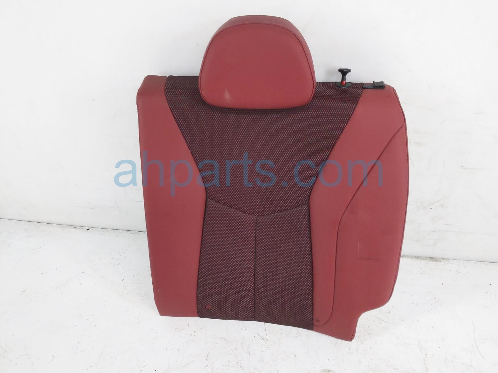 $125 Hyundai RR/LH UPPER SEAT CUSHION - RED $125 Hyundai RR/LH UPPER SEAT CUSHION - RED