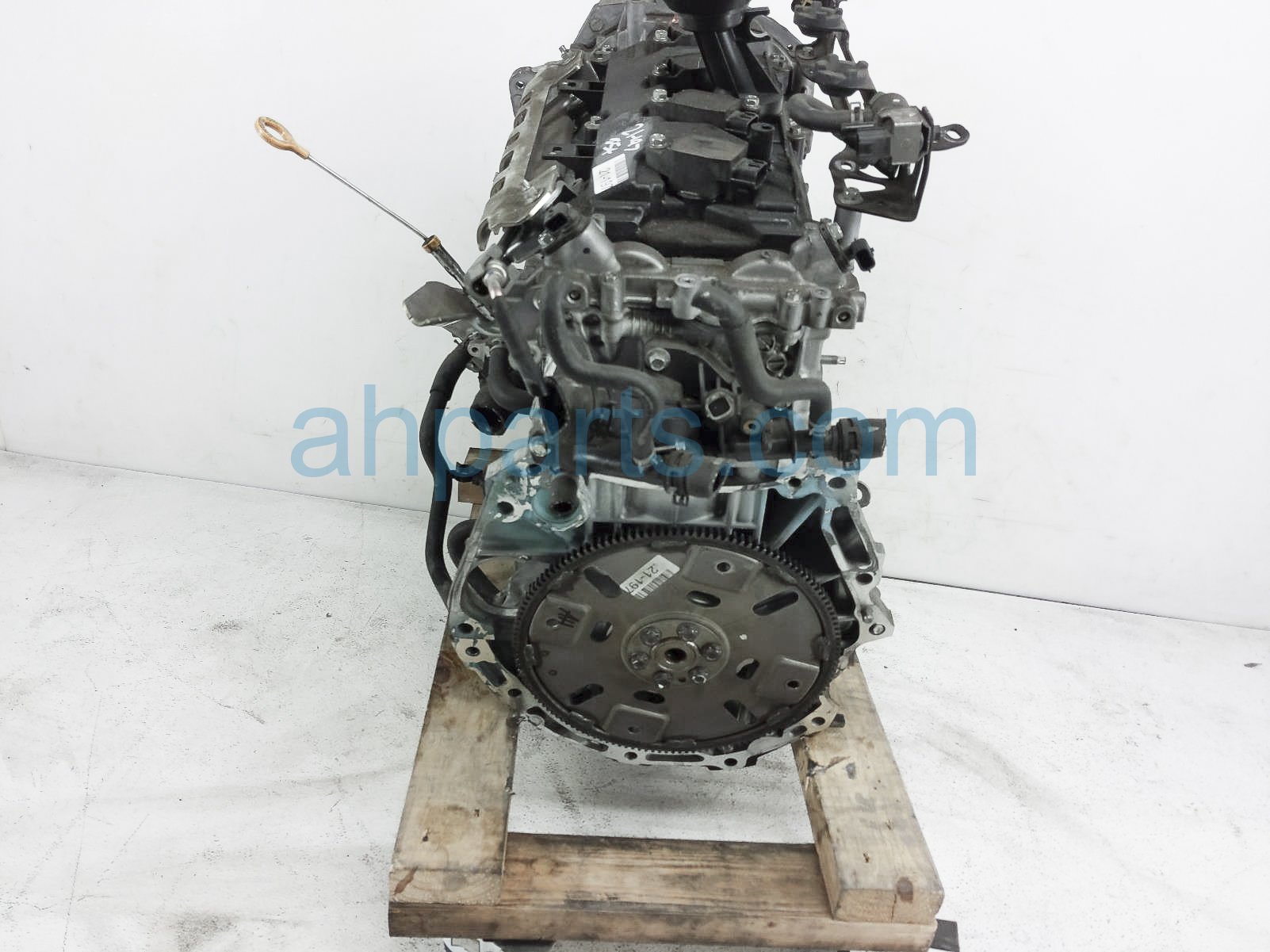 $289 Nissan MOTOR / ENGINE = 135K MILES - RND $289 Nissan MOTOR / ENGINE = 135K MILES - RND