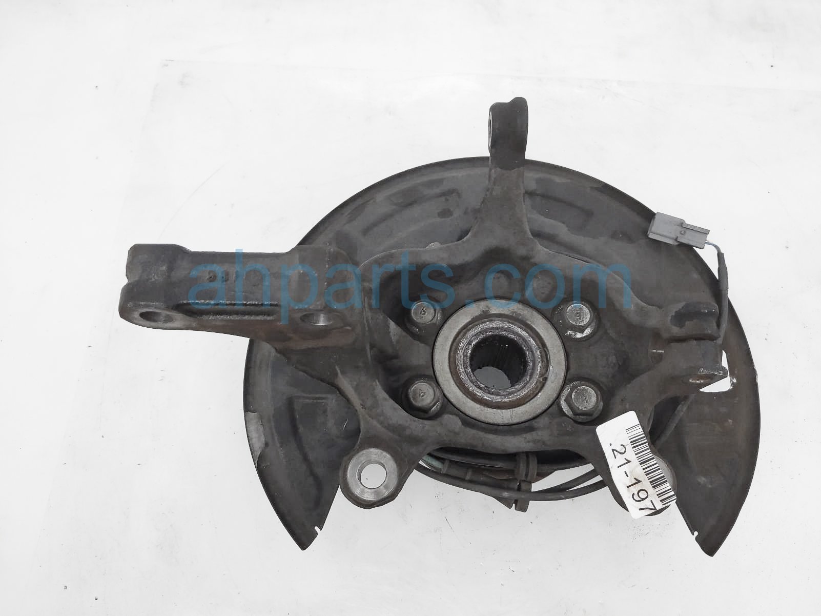 $50 Nissan FR/RH SPINDLE KNUCKLE HUB $50 Nissan FR/RH SPINDLE KNUCKLE HUB