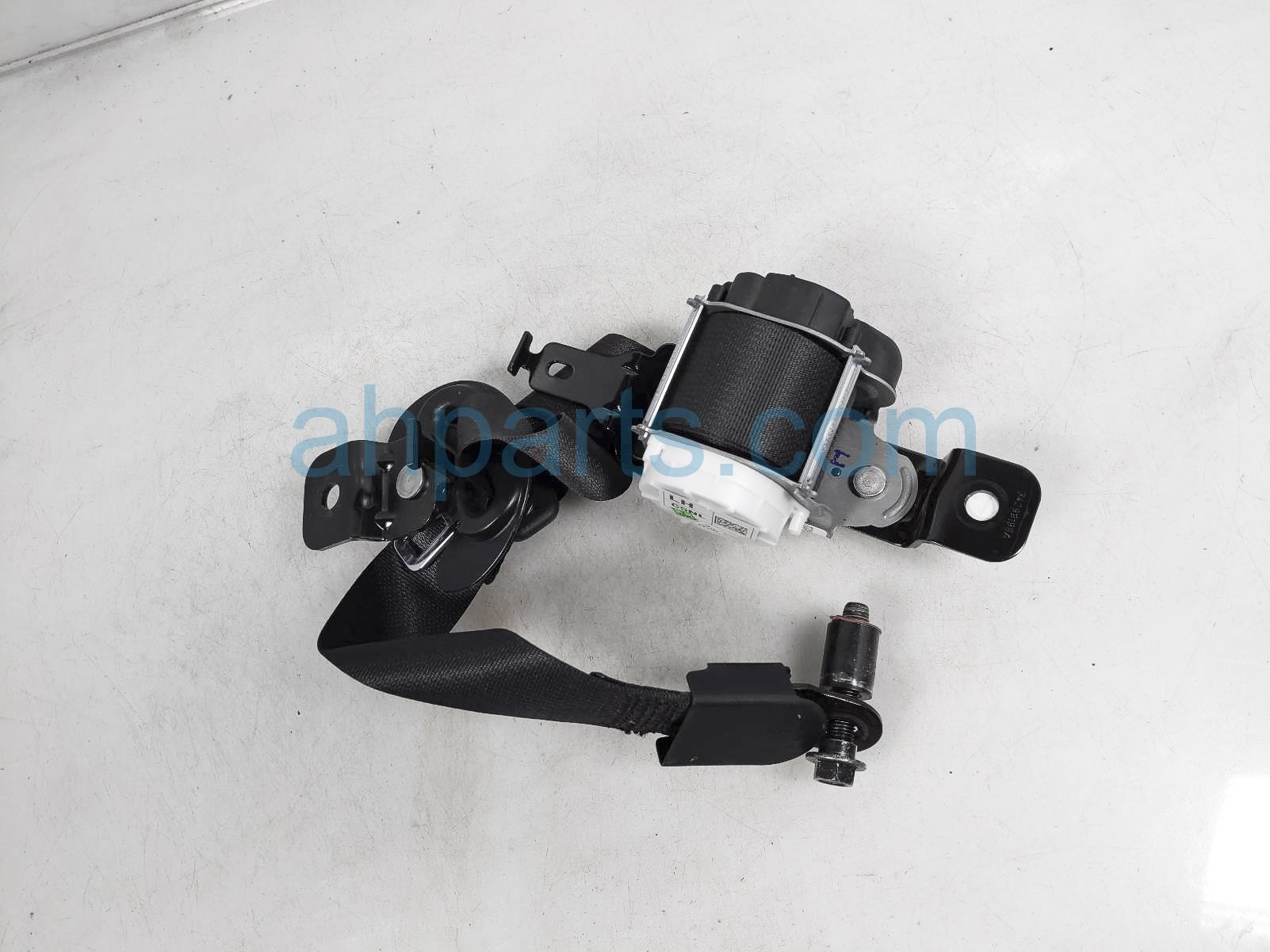 $49 Hyundai 2ND ROW LH SEAT BELT - BLACK $49 Hyundai 2ND ROW LH SEAT BELT - BLACK