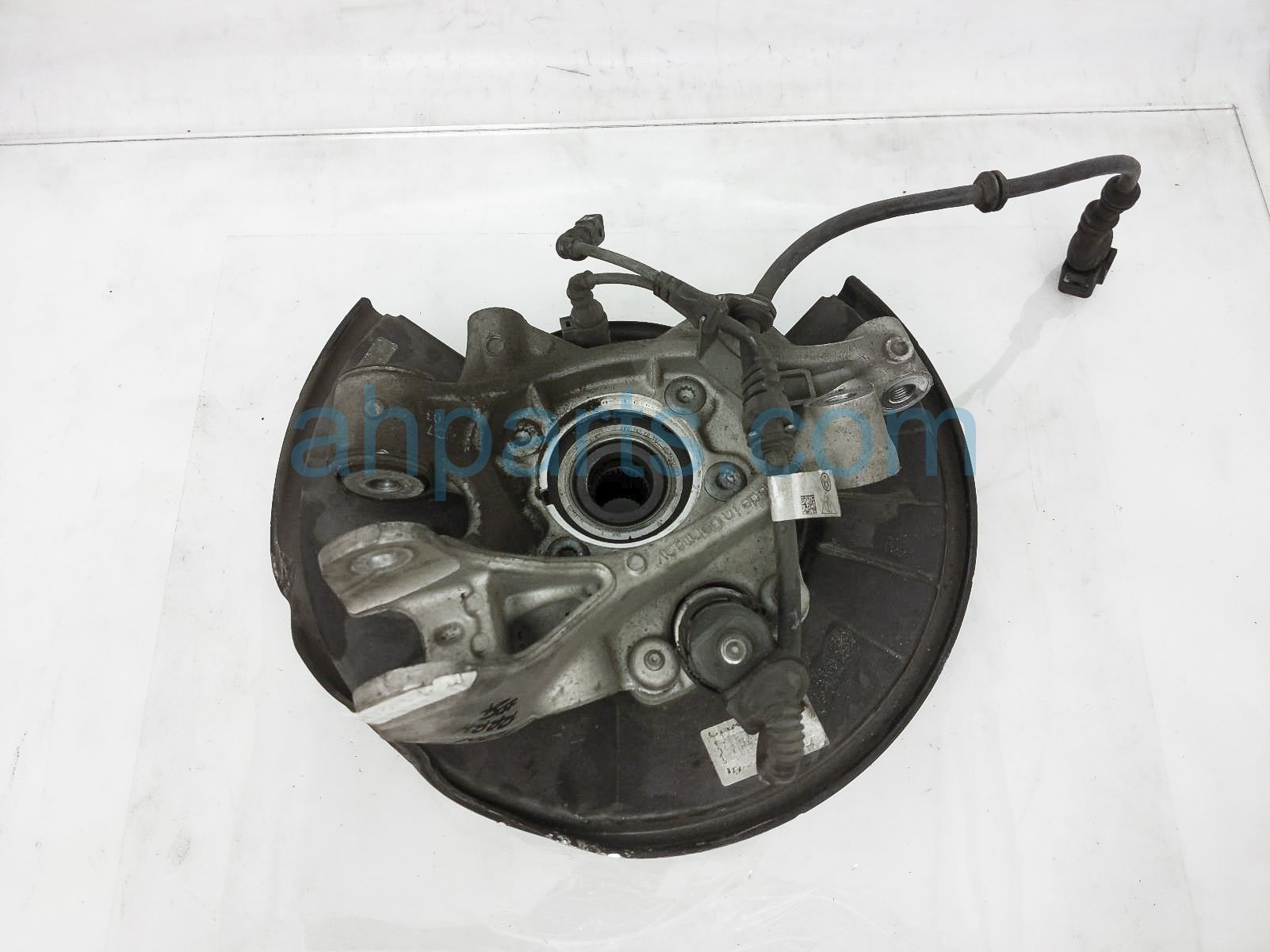 $99 Porsche RR/RH SPINDLE KNUCKLE HUB $99 Porsche RR/RH SPINDLE KNUCKLE HUB