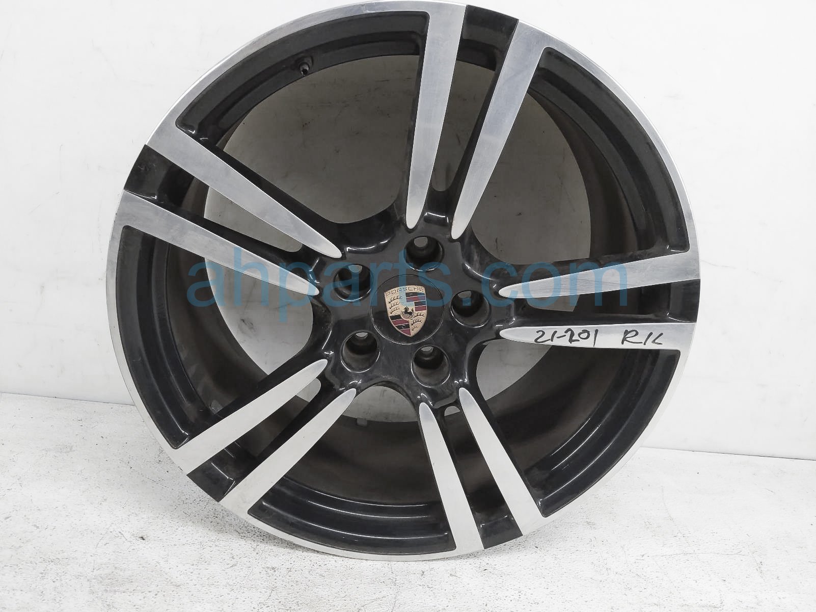 $299 Porsche RR/LH WHEEL / RIM $299 Porsche RR/LH WHEEL / RIM