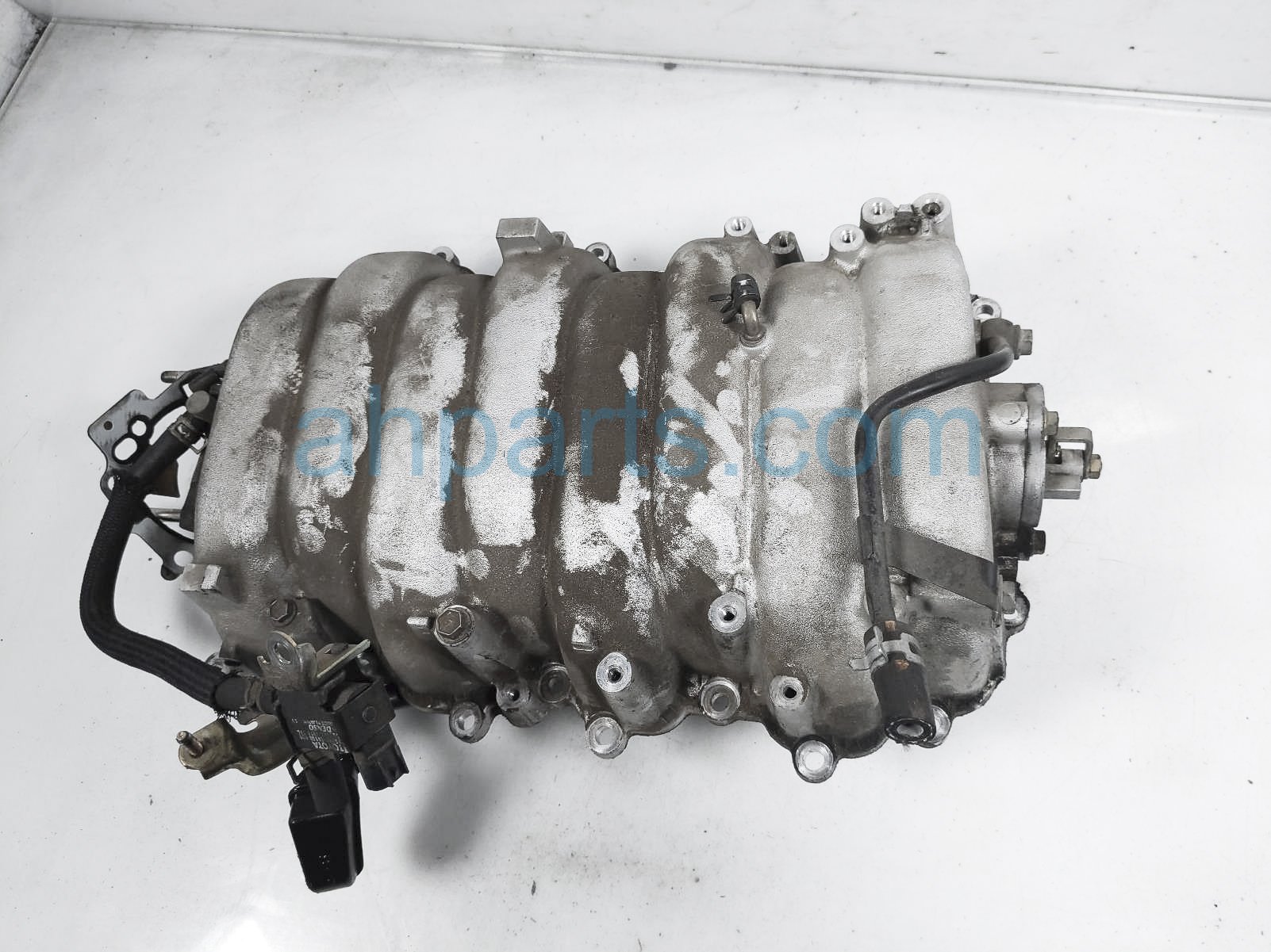 $49 Lexus UPPER INTAKE MANIFOLD $49 Lexus UPPER INTAKE MANIFOLD