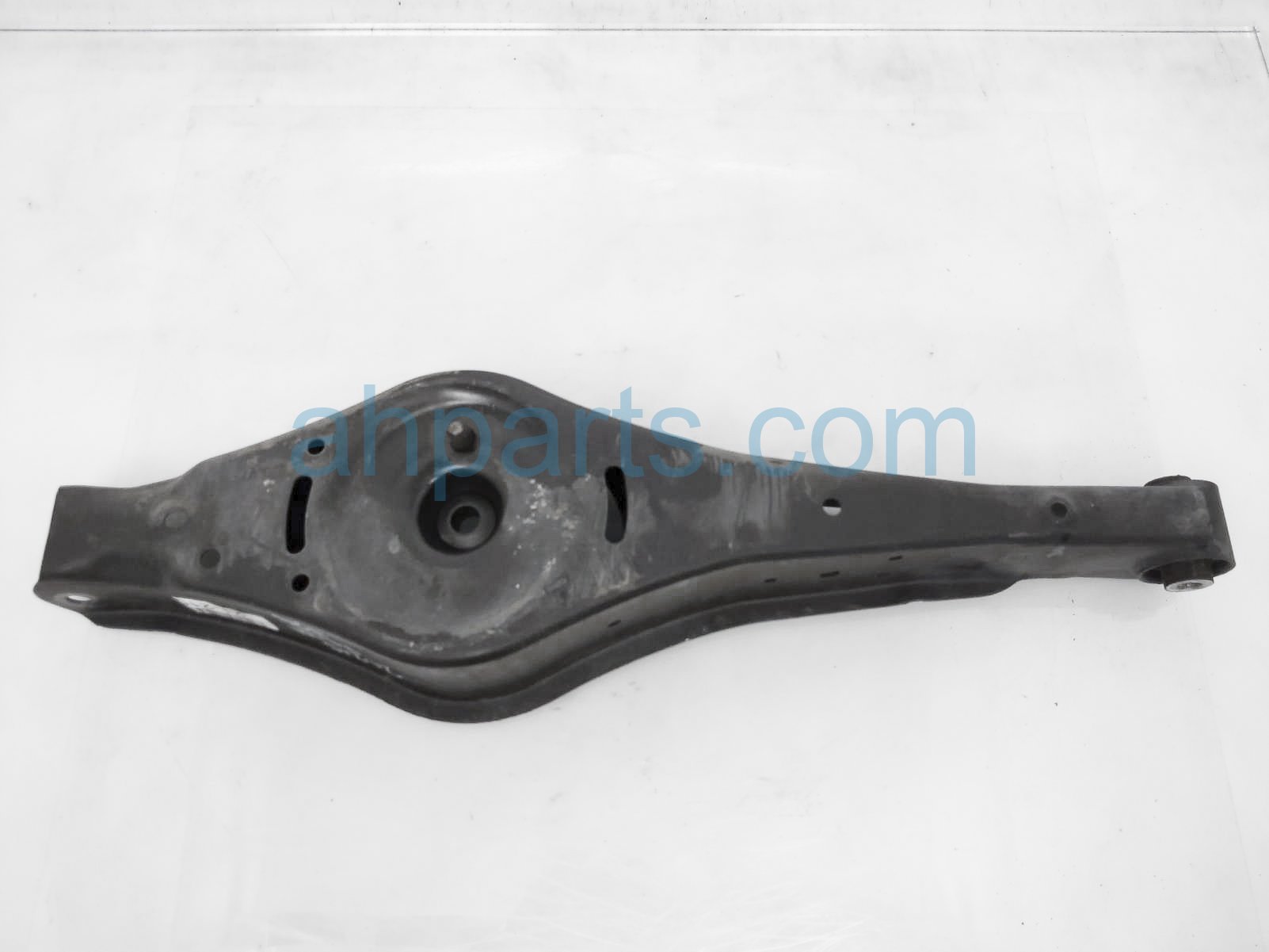 $24 Volkswagen RR/LH SPRING SEAT CONTROL ARM $24 Volkswagen RR/LH SPRING SEAT CONTROL ARM