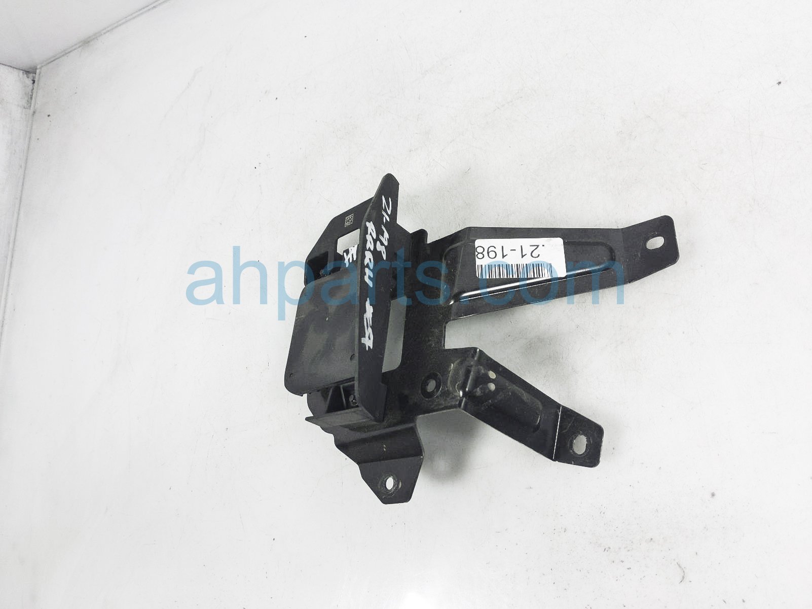 $200 Hyundai RR/RH BLIND SPOT RADAR ASSY $200 Hyundai RR/RH BLIND SPOT RADAR ASSY