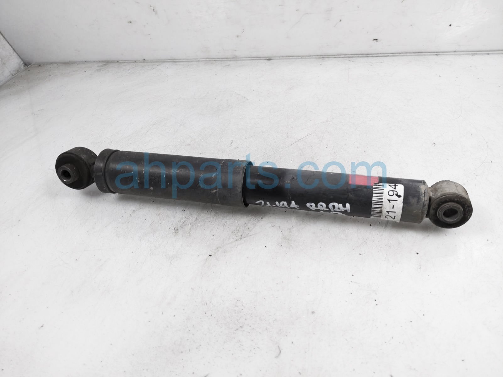 $40 Hyundai RR/RH SHOCK ABSORBER - R-SPEC $40 Hyundai RR/RH SHOCK ABSORBER - R-SPEC