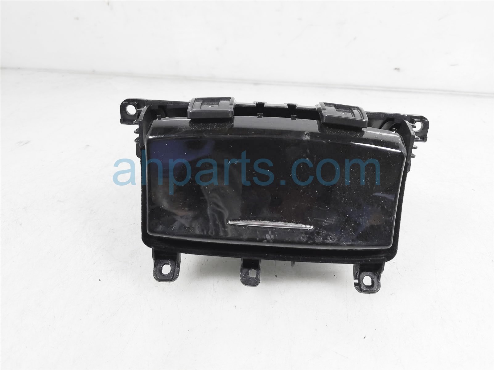 $35 Infiniti CENTER CONSOLE POCKET ASSY - BLACK