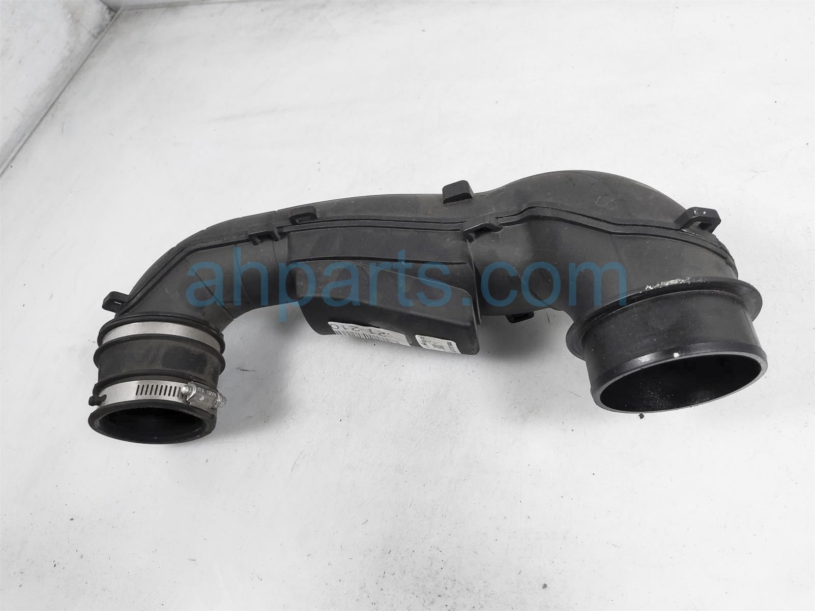 Sold 2019 Ford Edge Air Intake Hose Assy - 2.0l K2GZ-9B659-H