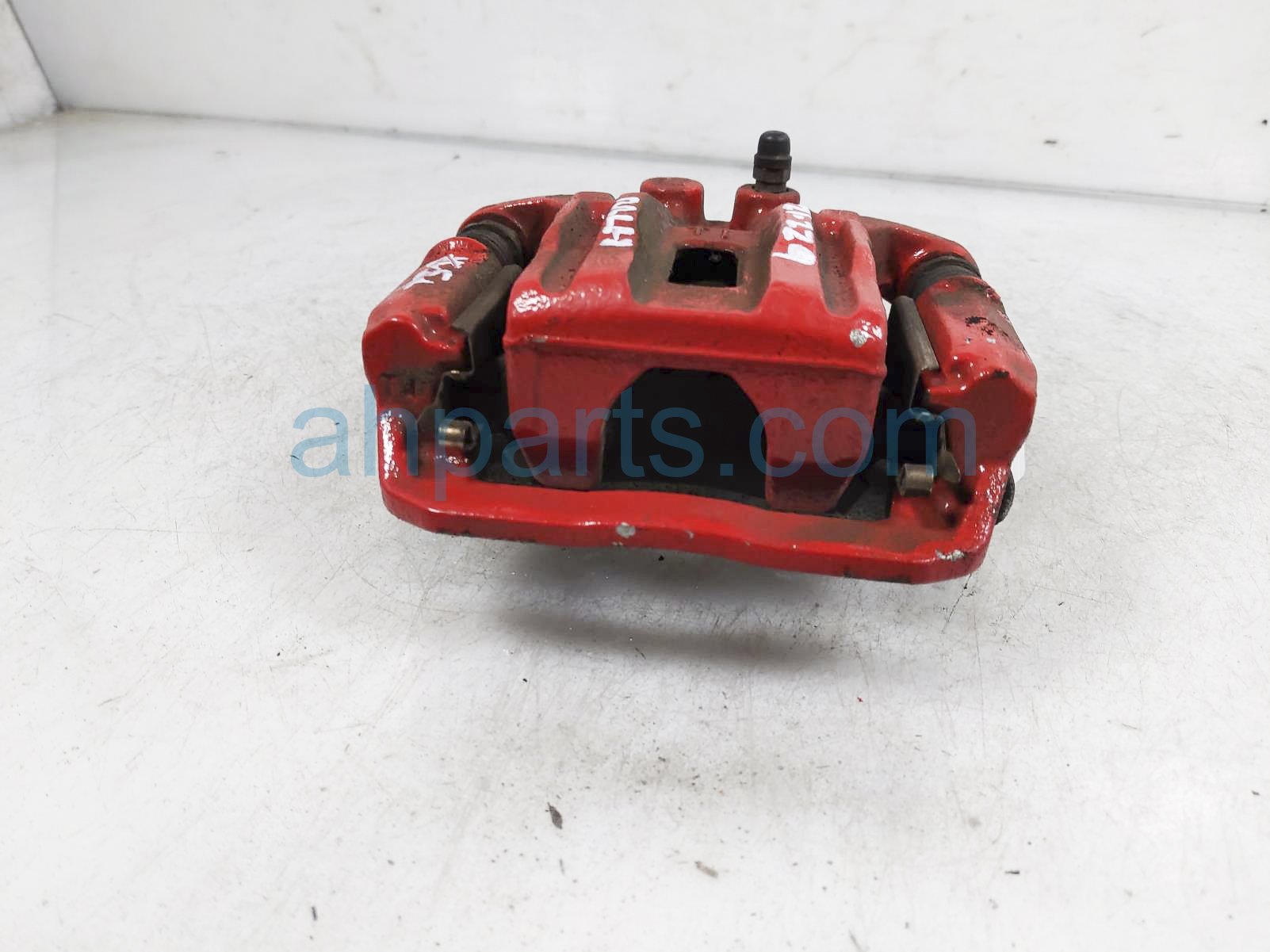 $29 Nissan RR/LH BRAKE CALIPER - RED $29 Nissan RR/LH BRAKE CALIPER - RED