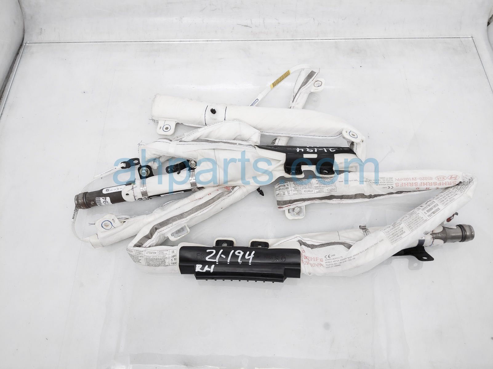 $85 Hyundai DRIVER ROOF CURTAIN AIR BAG $85 Hyundai DRIVER ROOF CURTAIN AIR BAG