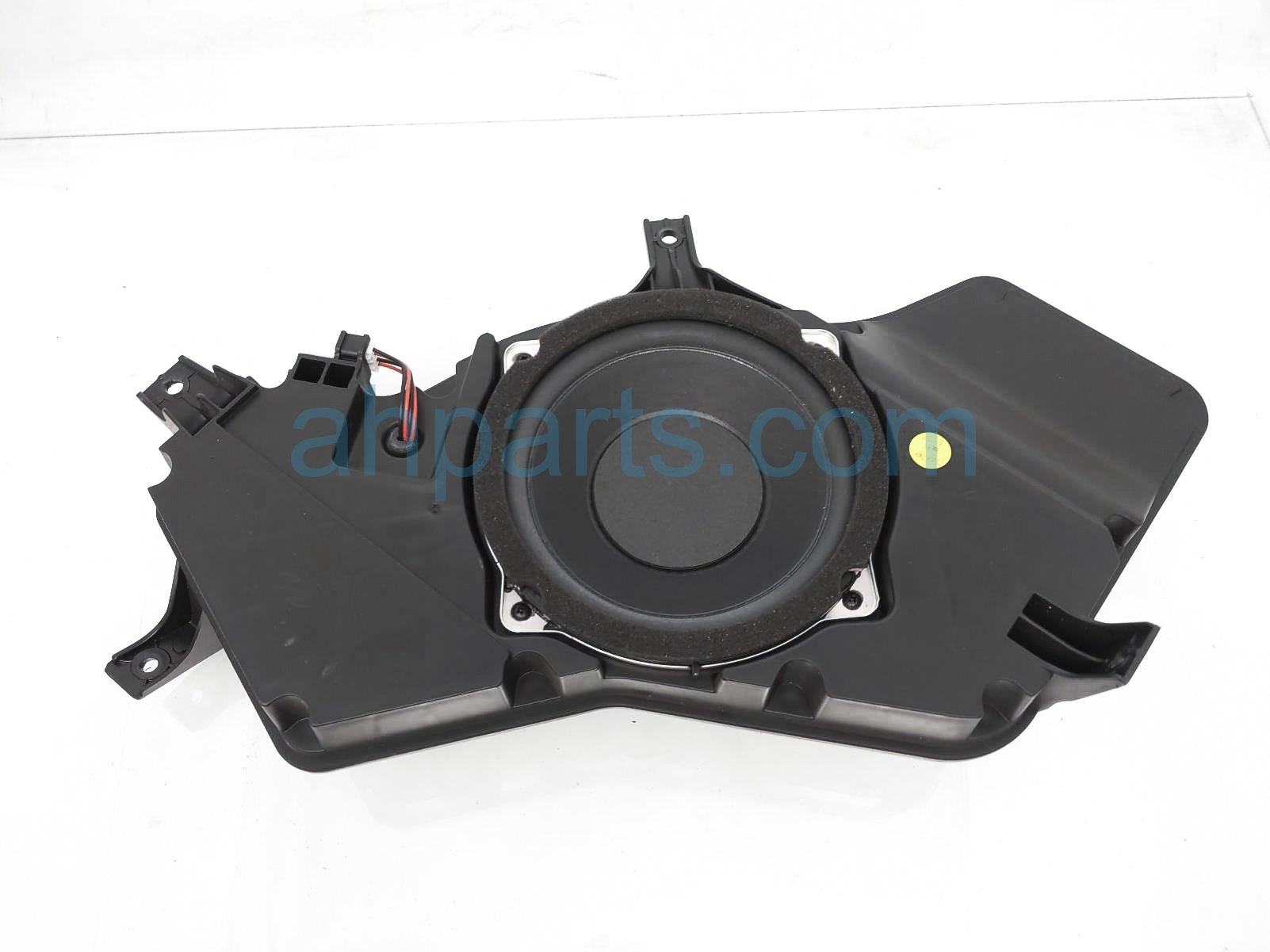 $39 Hyundai SUBWOOFER ASSY $39 Hyundai SUBWOOFER ASSY
