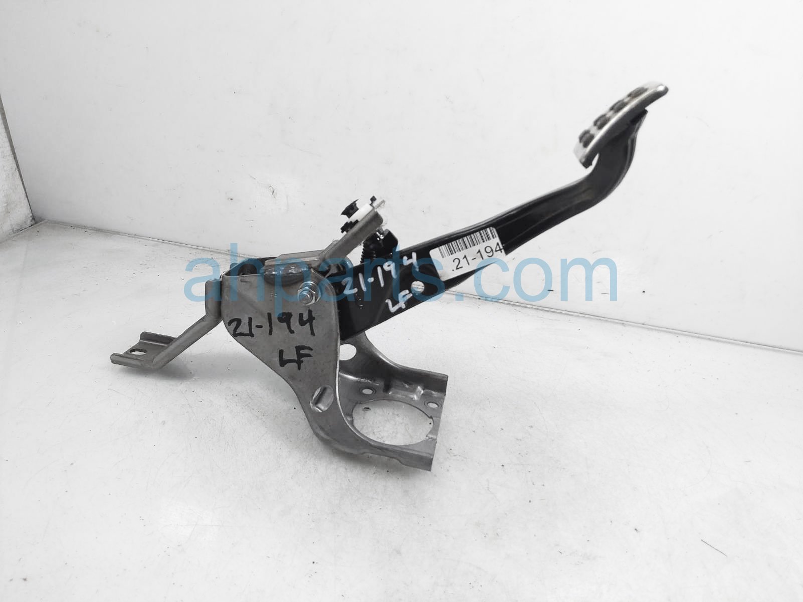 $45 Hyundai CLUTCH PEDAL ASSY $45 Hyundai CLUTCH PEDAL ASSY