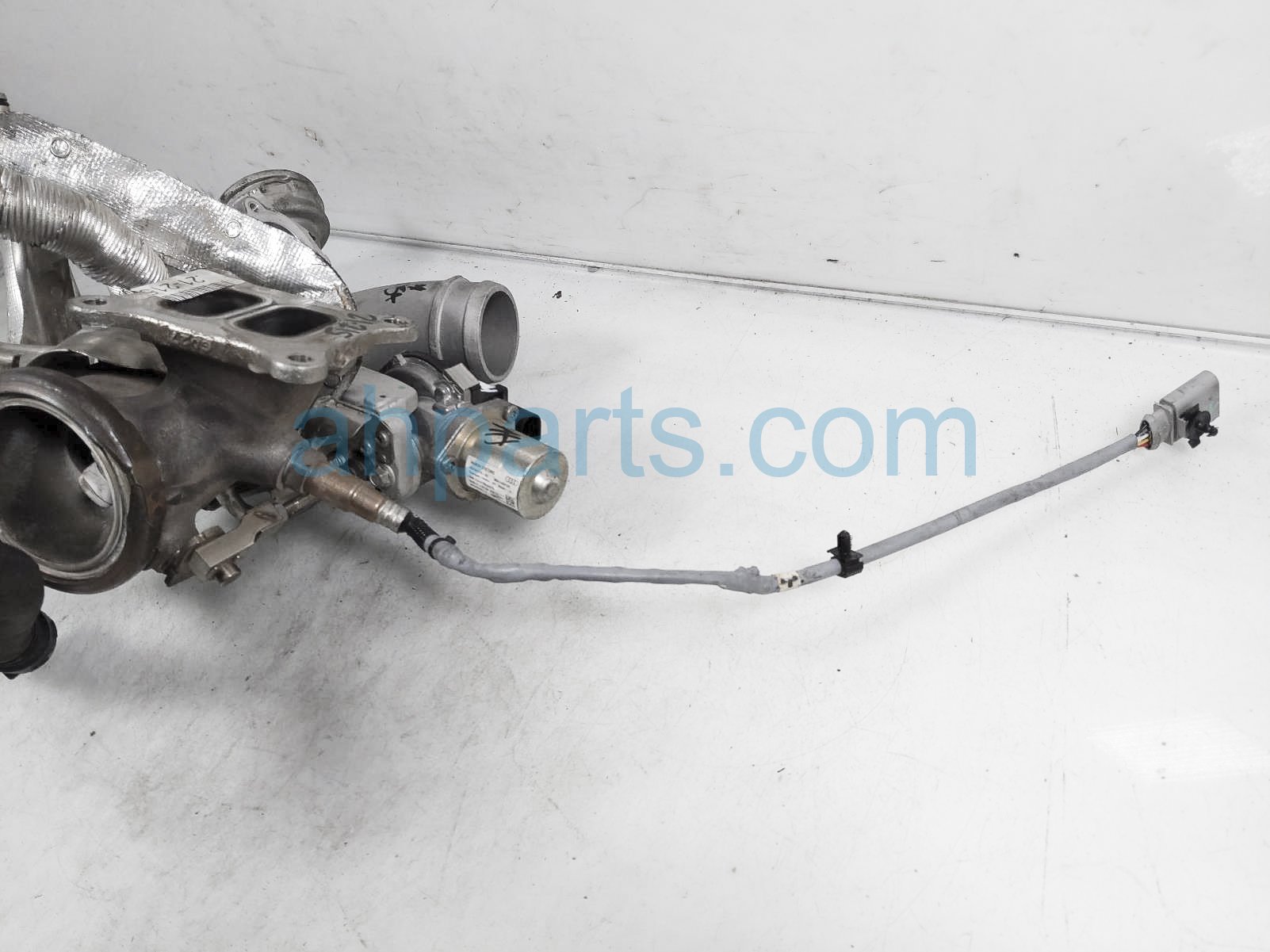 $75 Volkswagen FRONT UPPER OXYGEN SENSOR $75 Volkswagen FRONT UPPER OXYGEN SENSOR