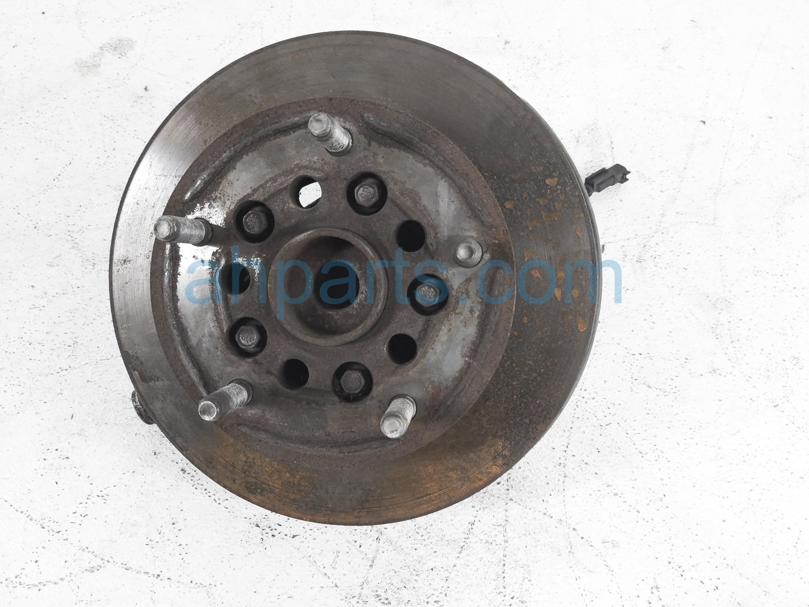 $69 Ford FR/LH SPINDLE KNUCKLE HUB $69 Ford FR/LH SPINDLE KNUCKLE HUB