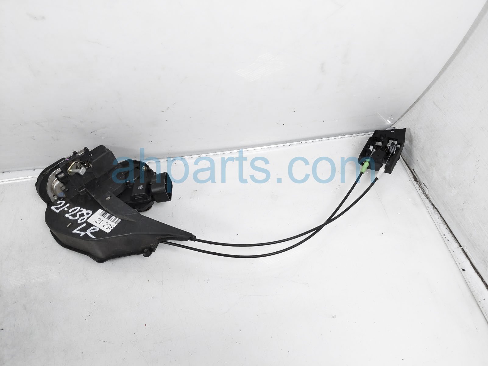 $35 Lexus RR/LH DOOR LOCK ACTUATOR