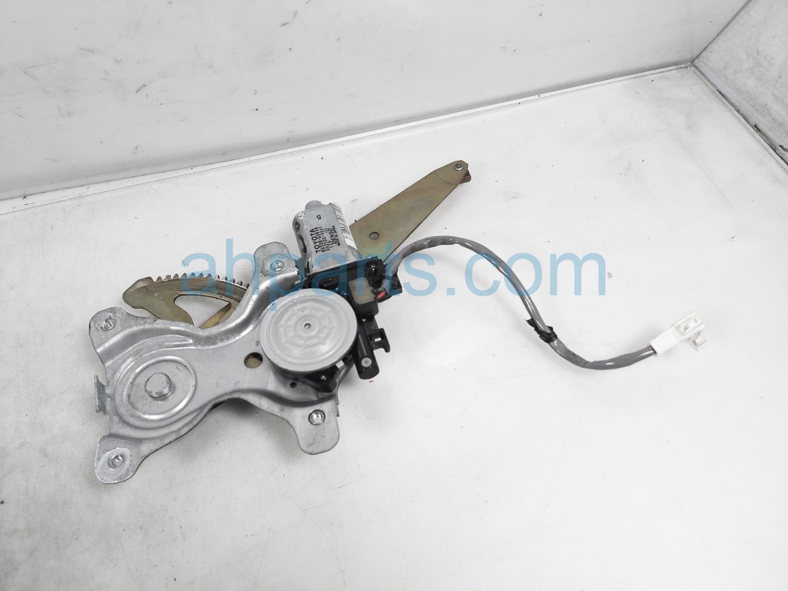 $35 Lexus RR/LH WINDOW REGULATOR & MOTOR $35 Lexus RR/LH WINDOW REGULATOR & MOTOR