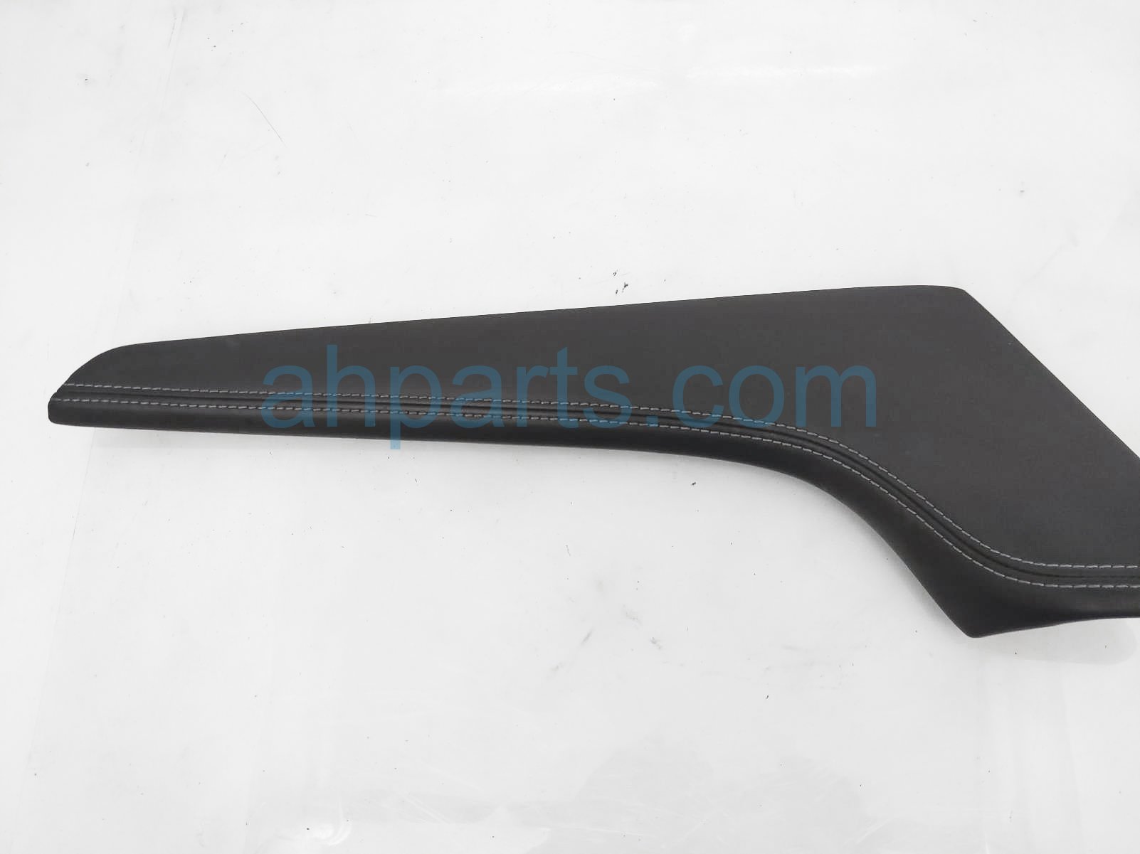 $25 Infiniti LH CENTER CONSOLE TRIM PAD - BLACK $25 Infiniti LH CENTER CONSOLE TRIM PAD - BLACK