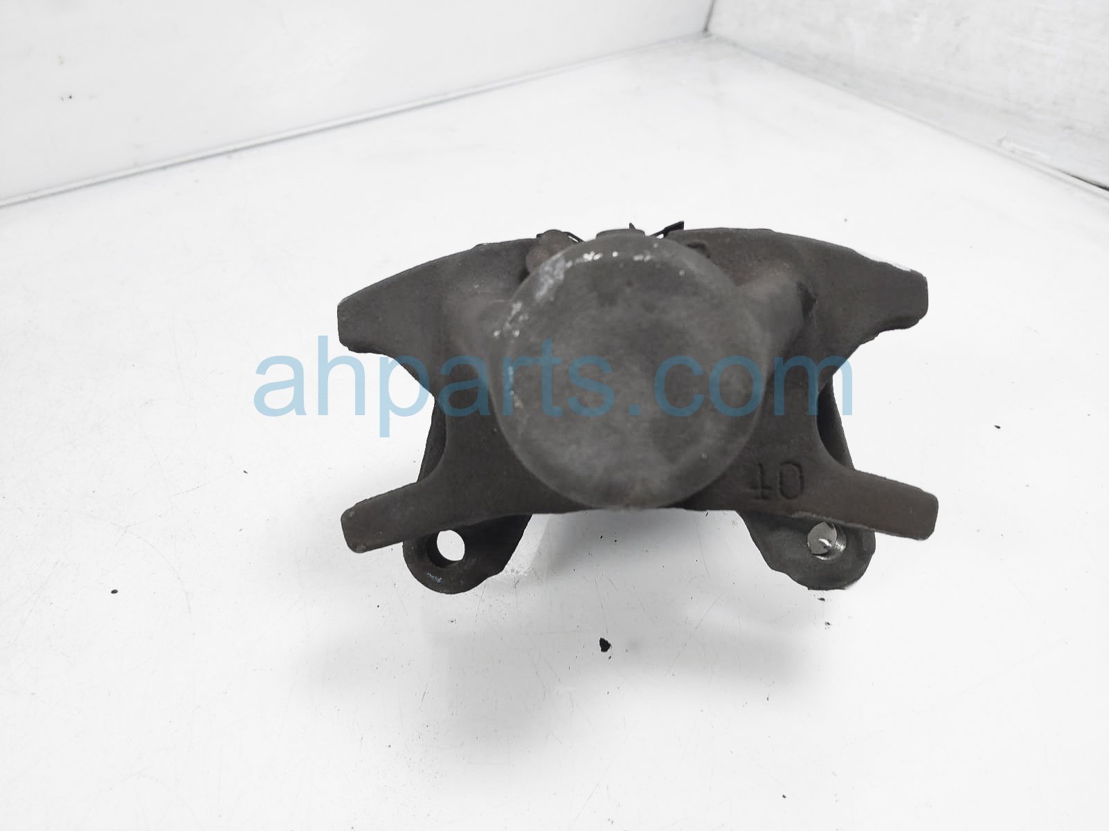 $30 Lexus RR/RH BRAKE CALIPER $30 Lexus RR/RH BRAKE CALIPER