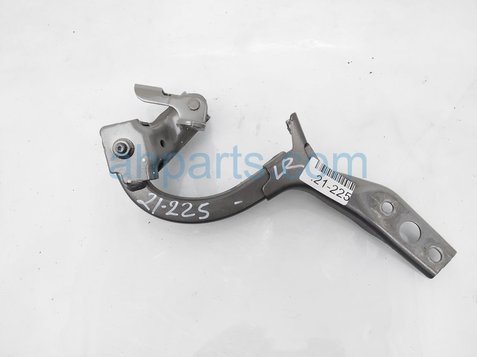 $25 Honda RR/LH TAILGATE HINGE $25 Honda RR/LH TAILGATE HINGE