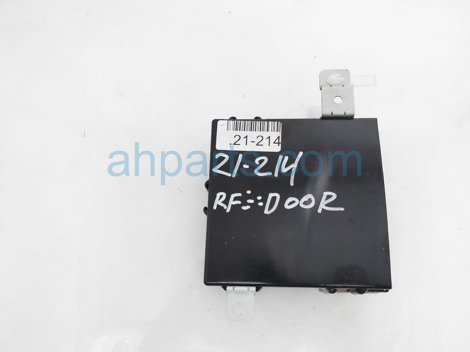 $69 Lexus FR/RH MULTIPLEX NETWORK CONTROL UNIT $69 Lexus FR/RH MULTIPLEX NETWORK CONTROL UNIT