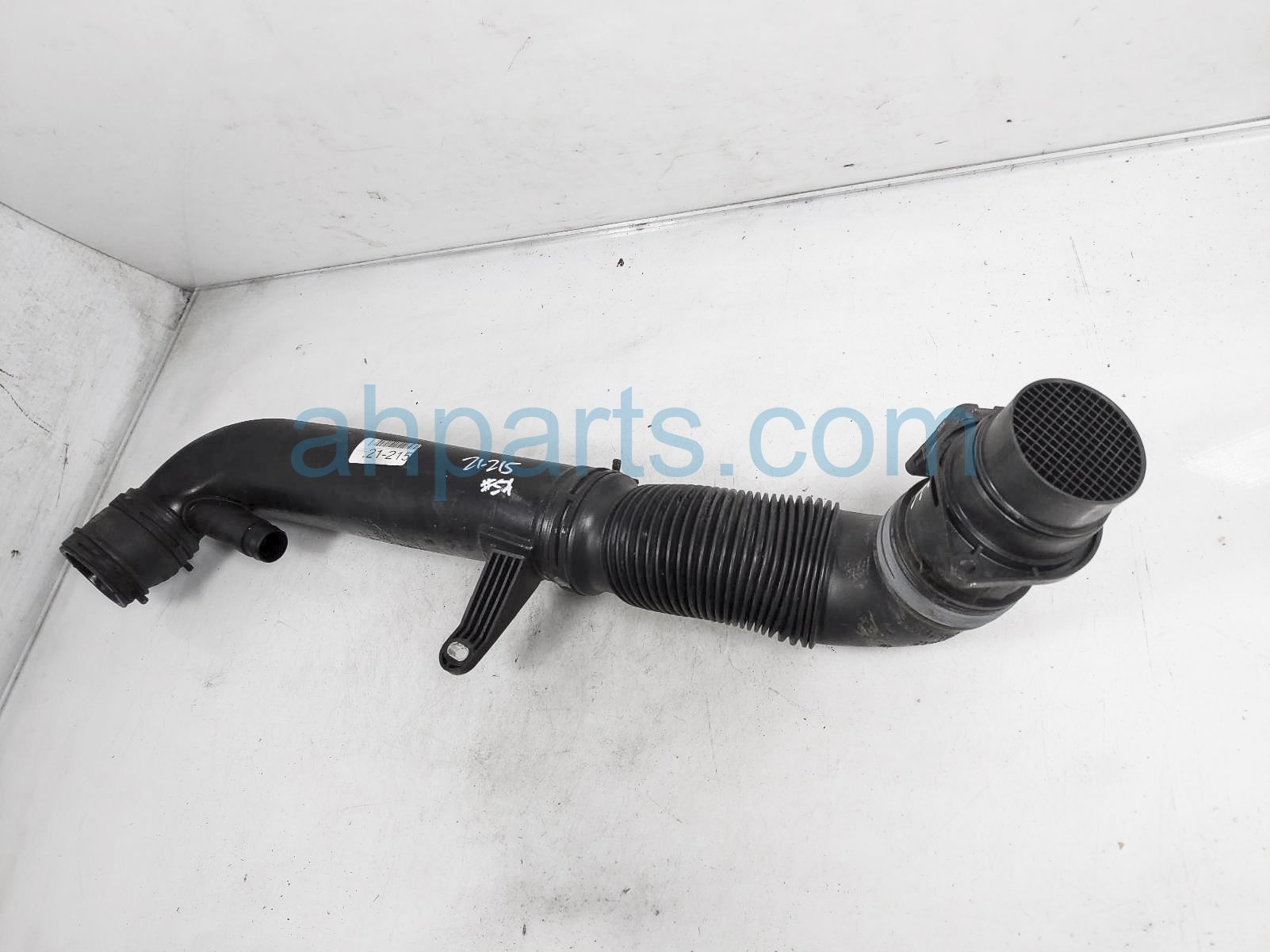 $20 Volkswagen TURBO INTER-COOLER PIPE ASSY $20 Volkswagen TURBO INTER-COOLER PIPE ASSY