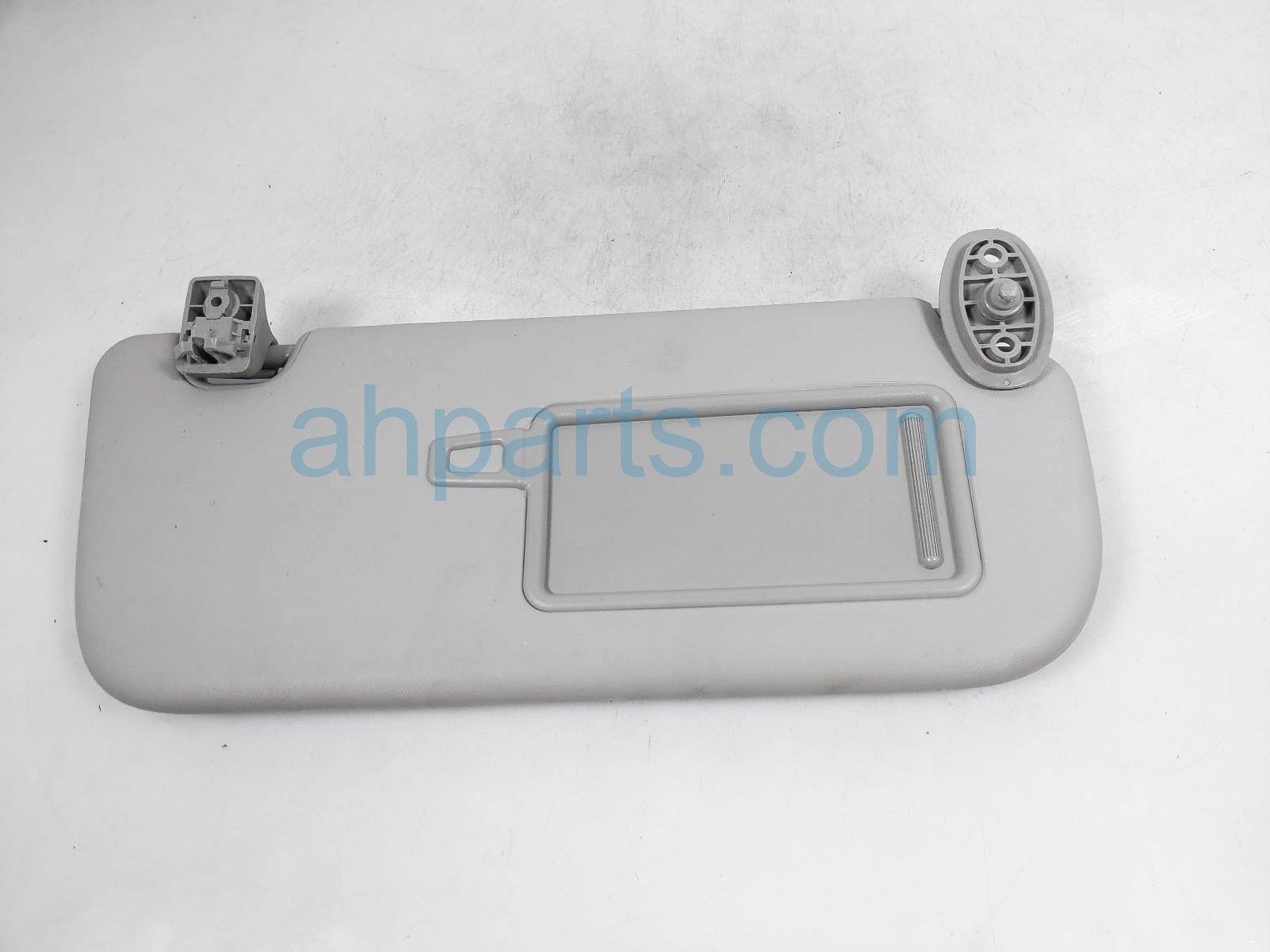 $40 Kia RH SUN VISOR - GREY $40 Kia RH SUN VISOR - GREY