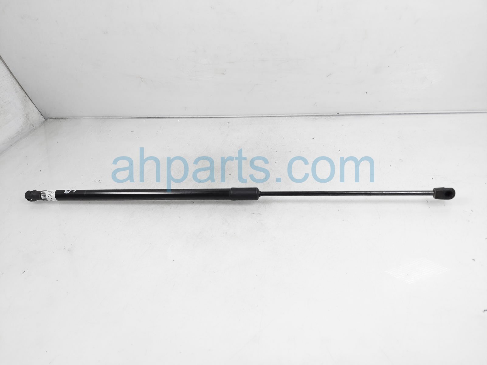 $20 Volkswagen LH TAILGATE STRUT / LIFT CYLINDER $20 Volkswagen LH TAILGATE STRUT / LIFT CYLINDER