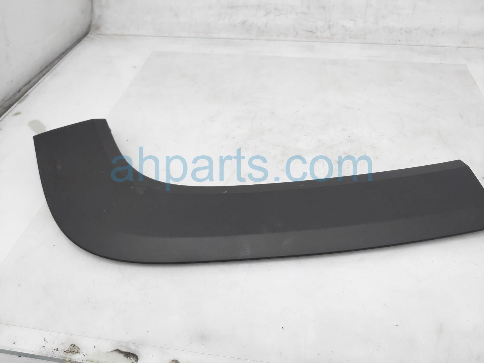 $30 Jeep RR/LH QUARTER PANEL FLARE - BLACK $30 Jeep RR/LH QUARTER PANEL FLARE - BLACK