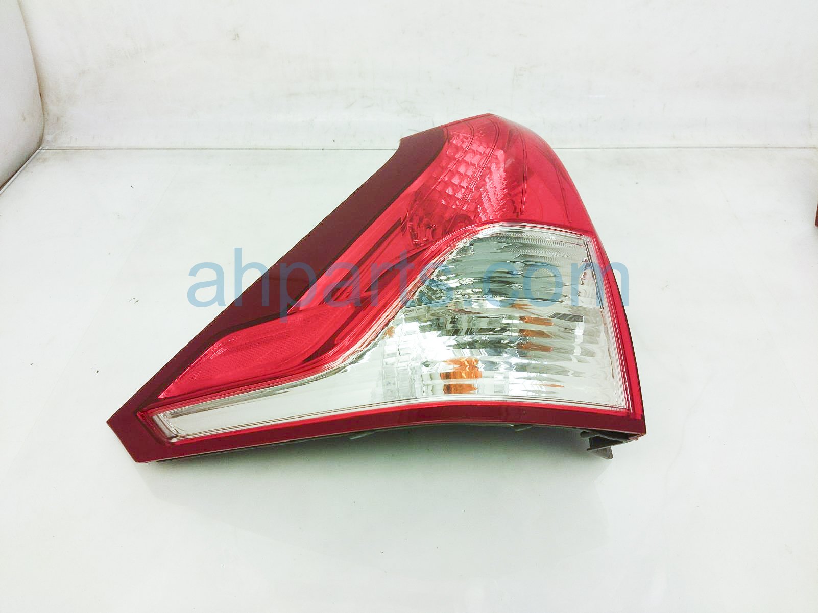 $115 Honda LH LOWER TAIL LAMP (ON BODY) $115 Honda LH LOWER TAIL LAMP (ON BODY)