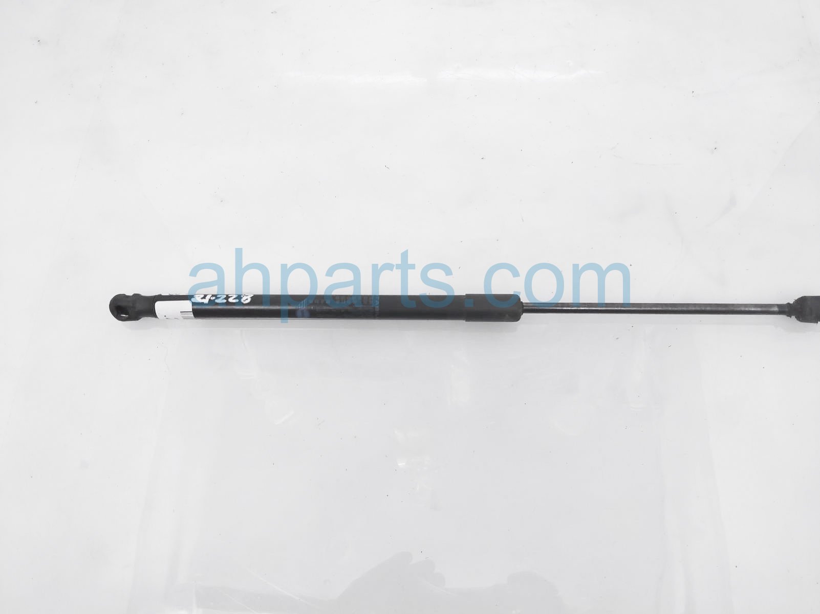 $15 BMW RR/LH TAILGATE STRUT / LIFT CYLINDER $15 BMW RR/LH TAILGATE STRUT / LIFT CYLINDER