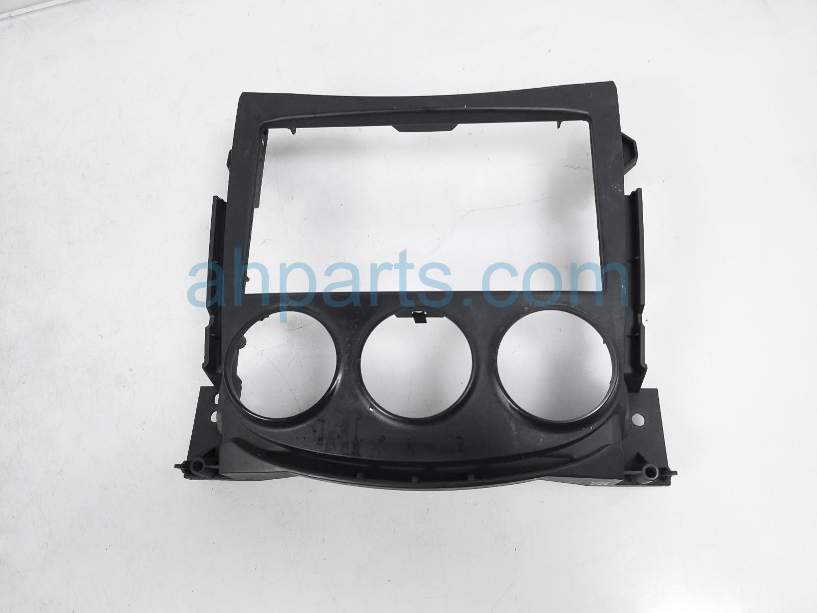 $40 Nissan CENTER DASH BEZEL - BLACK $40 Nissan CENTER DASH BEZEL - BLACK