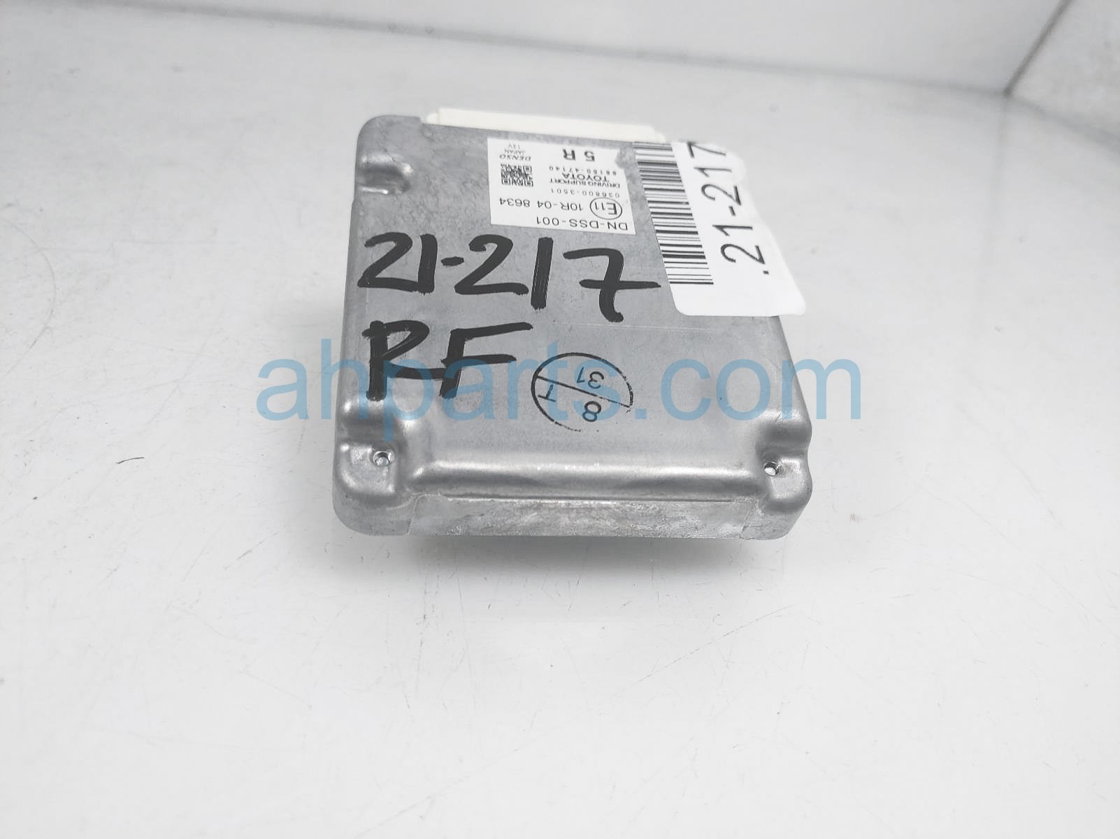 $45 Toyota PRE-CRASH BODY CONTROL UNIT $45 Toyota PRE-CRASH BODY CONTROL UNIT