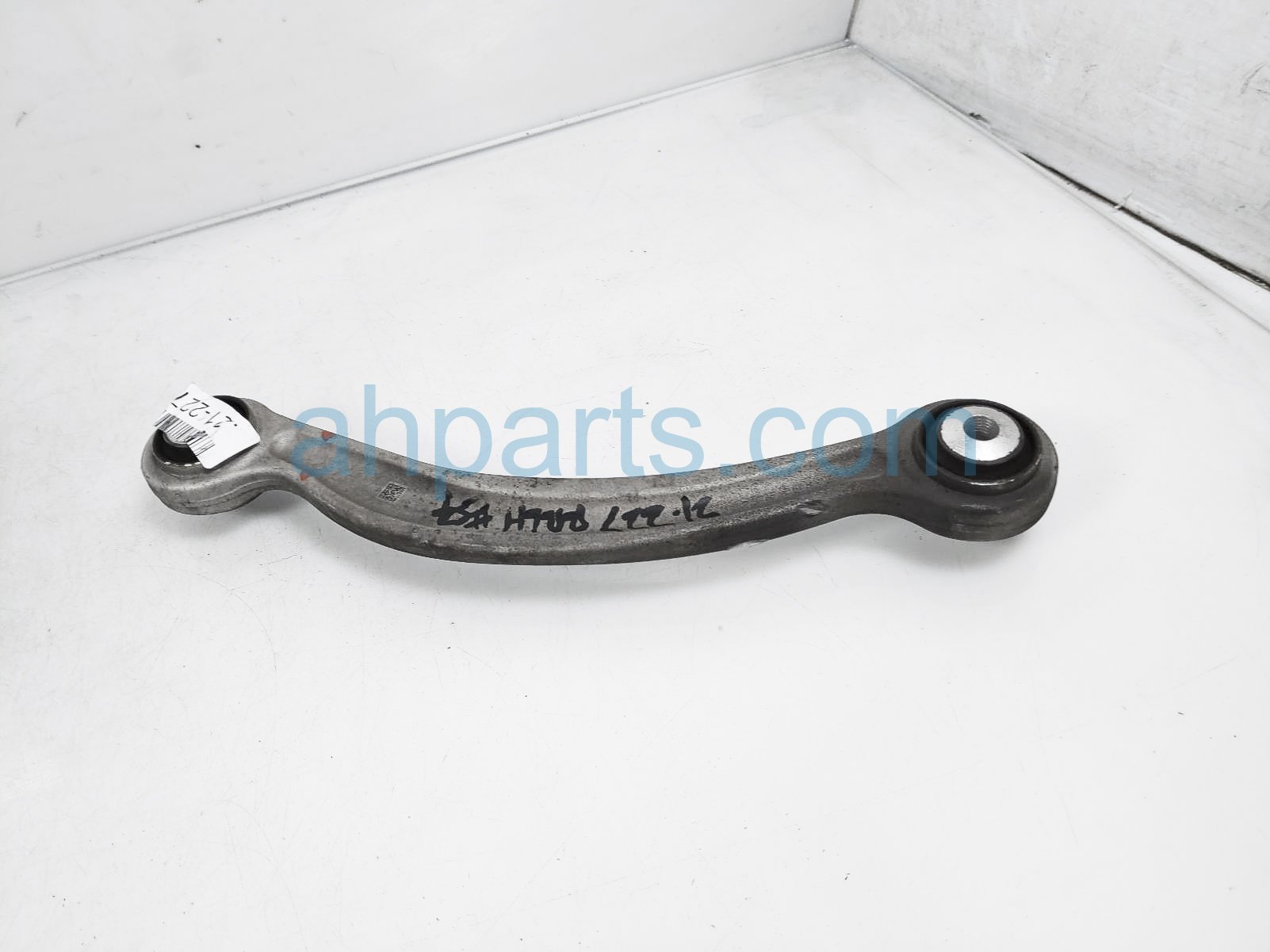 $40 Mercedes RR/LH FORWARD UPPER CONTROL ARM $40 Mercedes RR/LH FORWARD UPPER CONTROL ARM