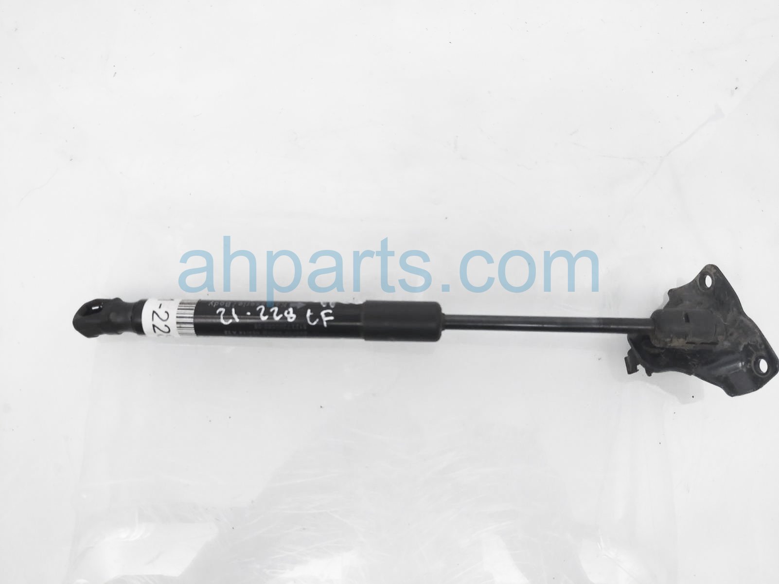 $14 BMW LH HOOD STRUT / LIFT CYLINDER $14 BMW LH HOOD STRUT / LIFT CYLINDER