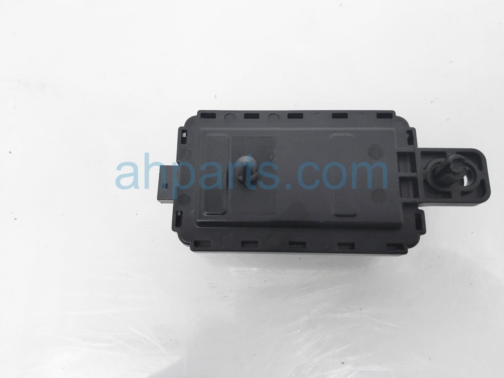 $40 BMW RADIO REMOTE CONTROL RECEIVER $40 BMW RADIO REMOTE CONTROL RECEIVER