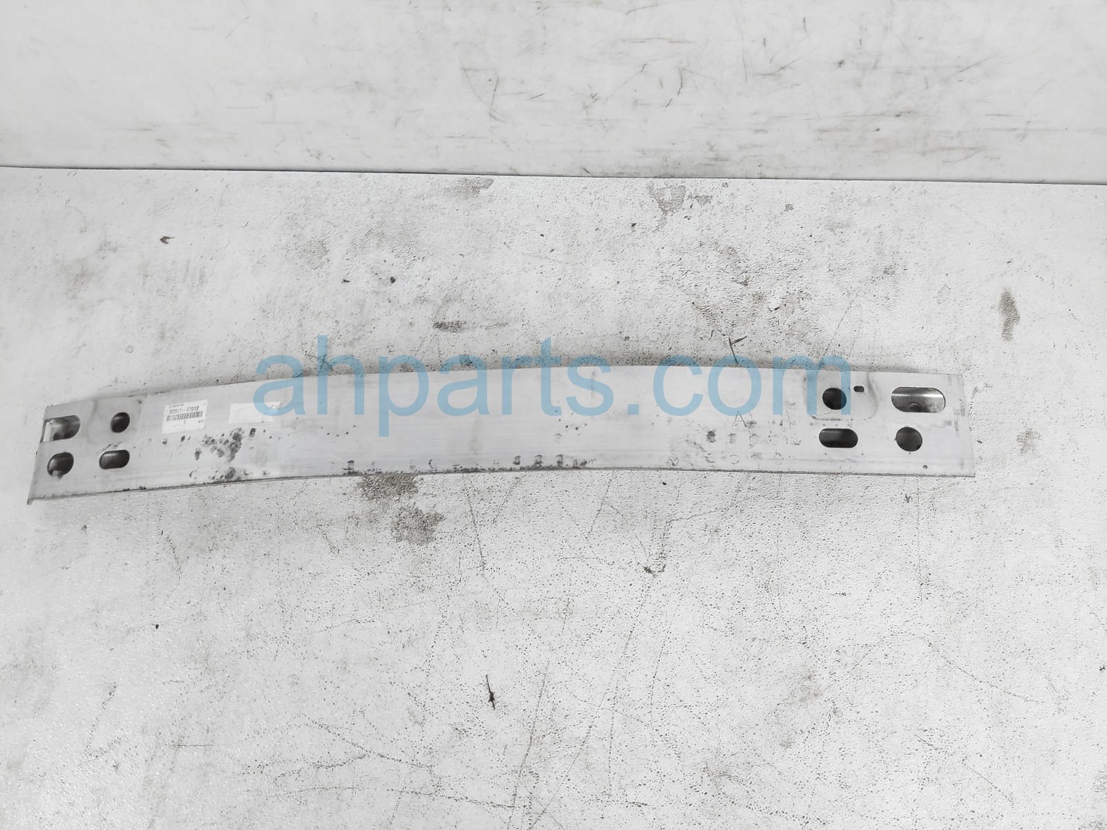 $69 Toyota FRONT BUMPER REINFORCEMENT BAR-NIQ $69 Toyota FRONT BUMPER REINFORCEMENT BAR-NIQ