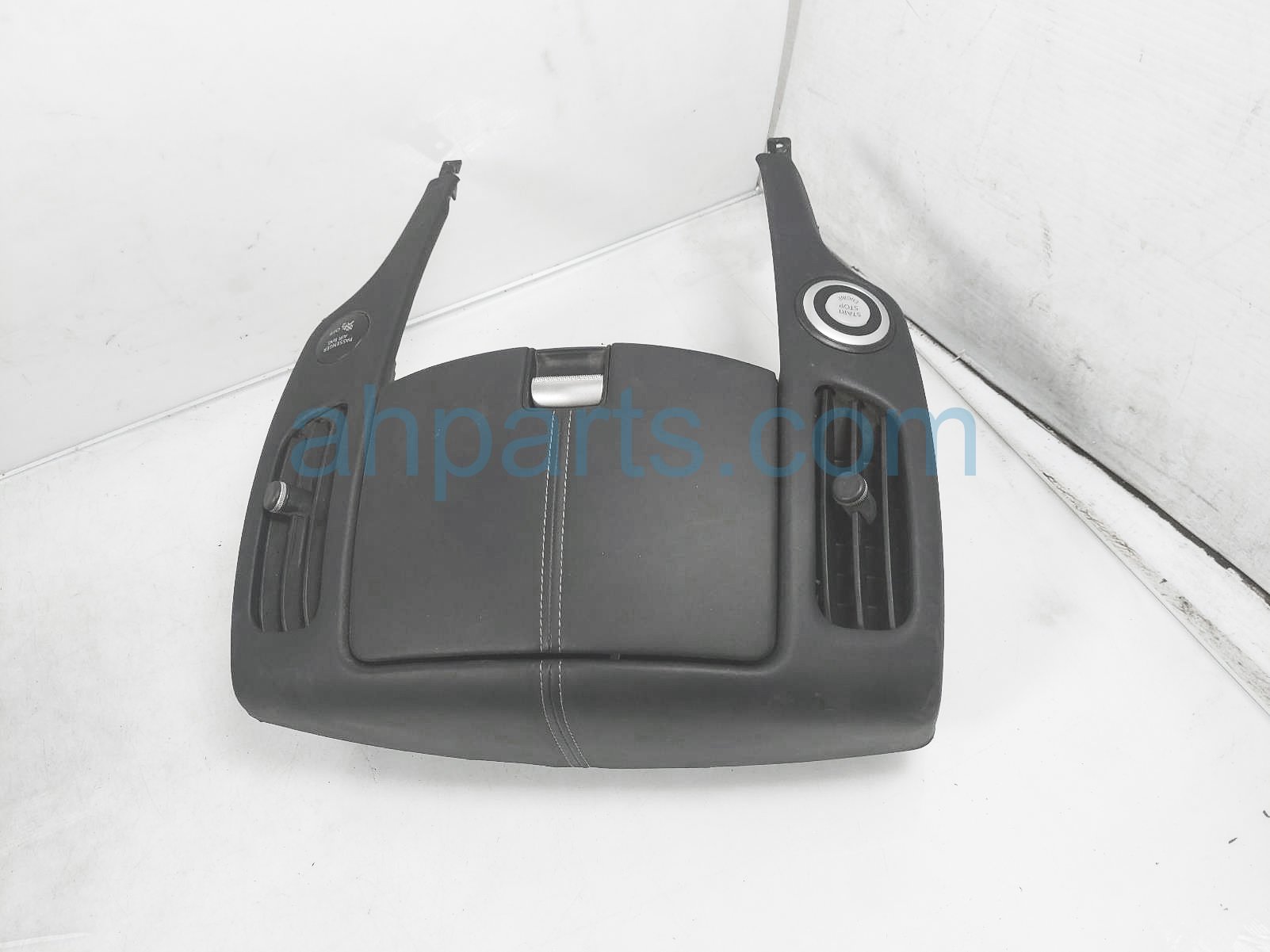 $75 Nissan CENTER DASH BEZEL W/ VENTS & CUBBY $75 Nissan CENTER DASH BEZEL W/ VENTS & CUBBY