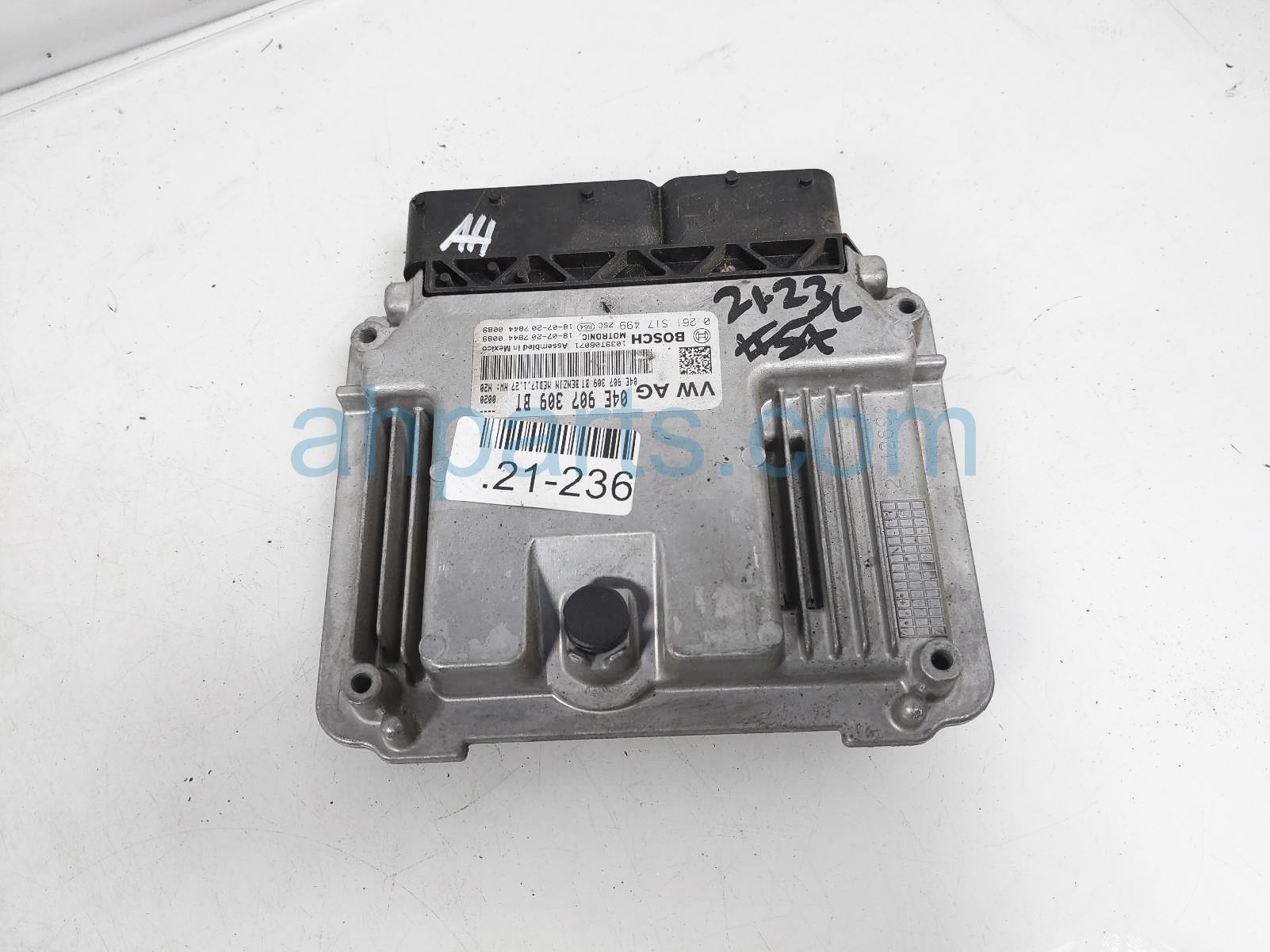 $95 Volkswagen ENGINE CONTROL MODULE (ECU) $95 Volkswagen ENGINE CONTROL MODULE (ECU)
