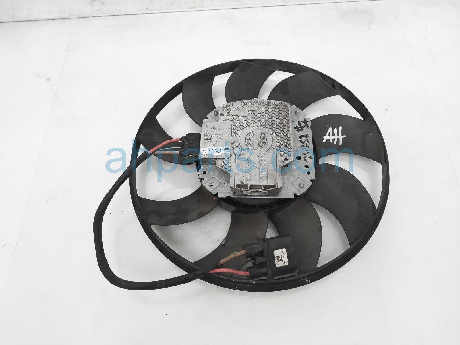 $75 Audi LH RADIATOR FAN MOTOR & BLADE $75 Audi LH RADIATOR FAN MOTOR & BLADE