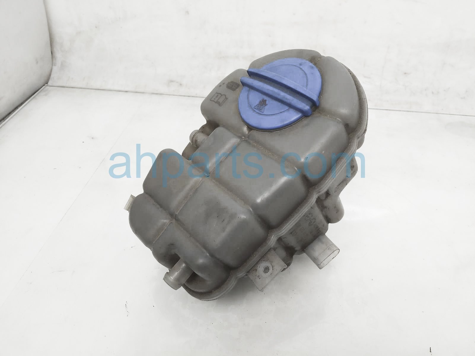 $35 Audi COOLANT OVERFLOW RESERVOIR TANK