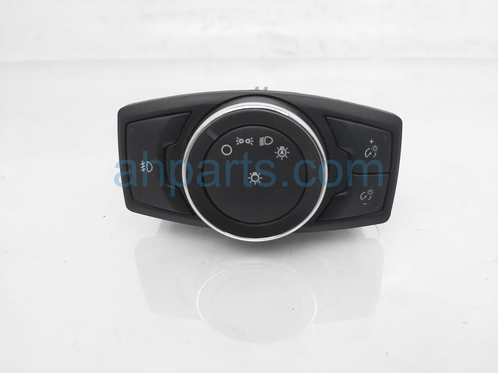 $25 Ford HEADLIGHT SWITCH ASSY (ON DASH)