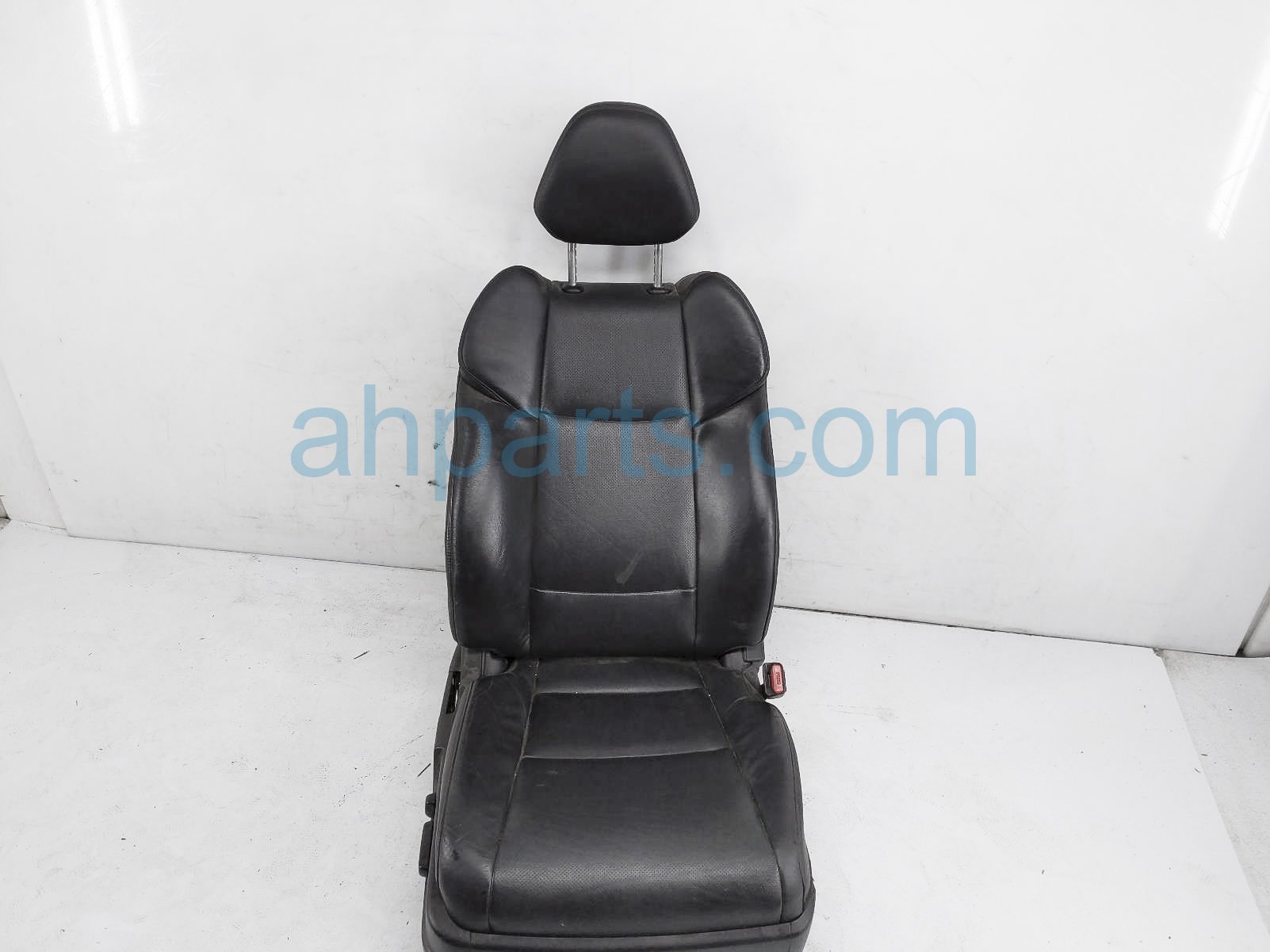 $125 Acura FR/RH SEAT - BLACK - W/O AIRBAG* $125 Acura FR/RH SEAT - BLACK - W/O AIRBAG*